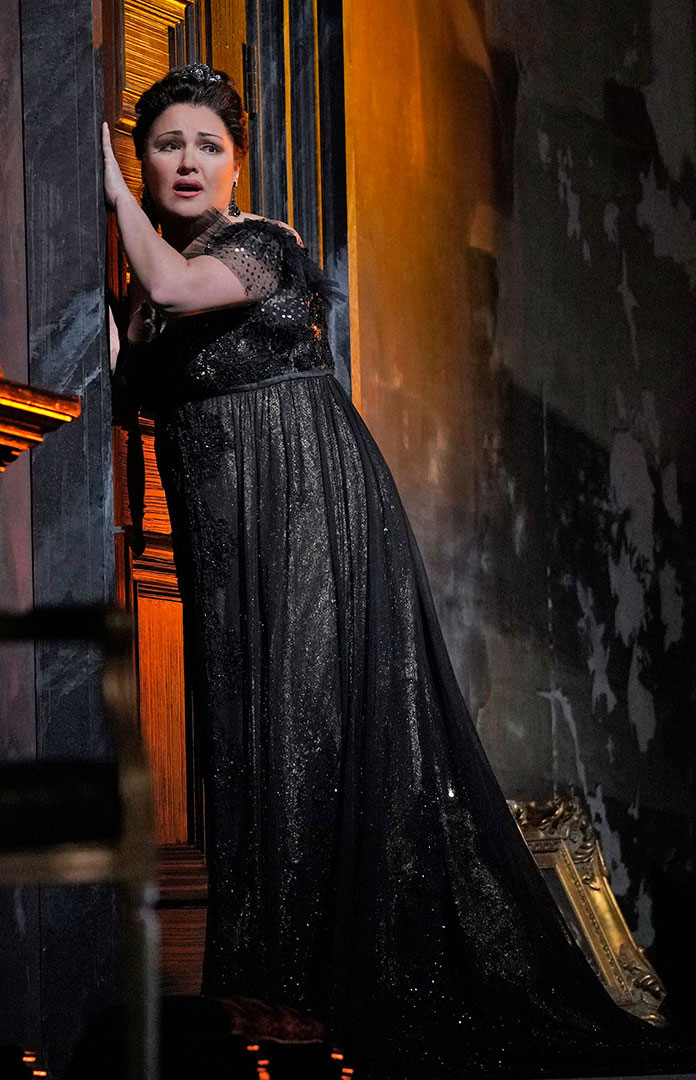 Anna Netrebko como Floria Tosca