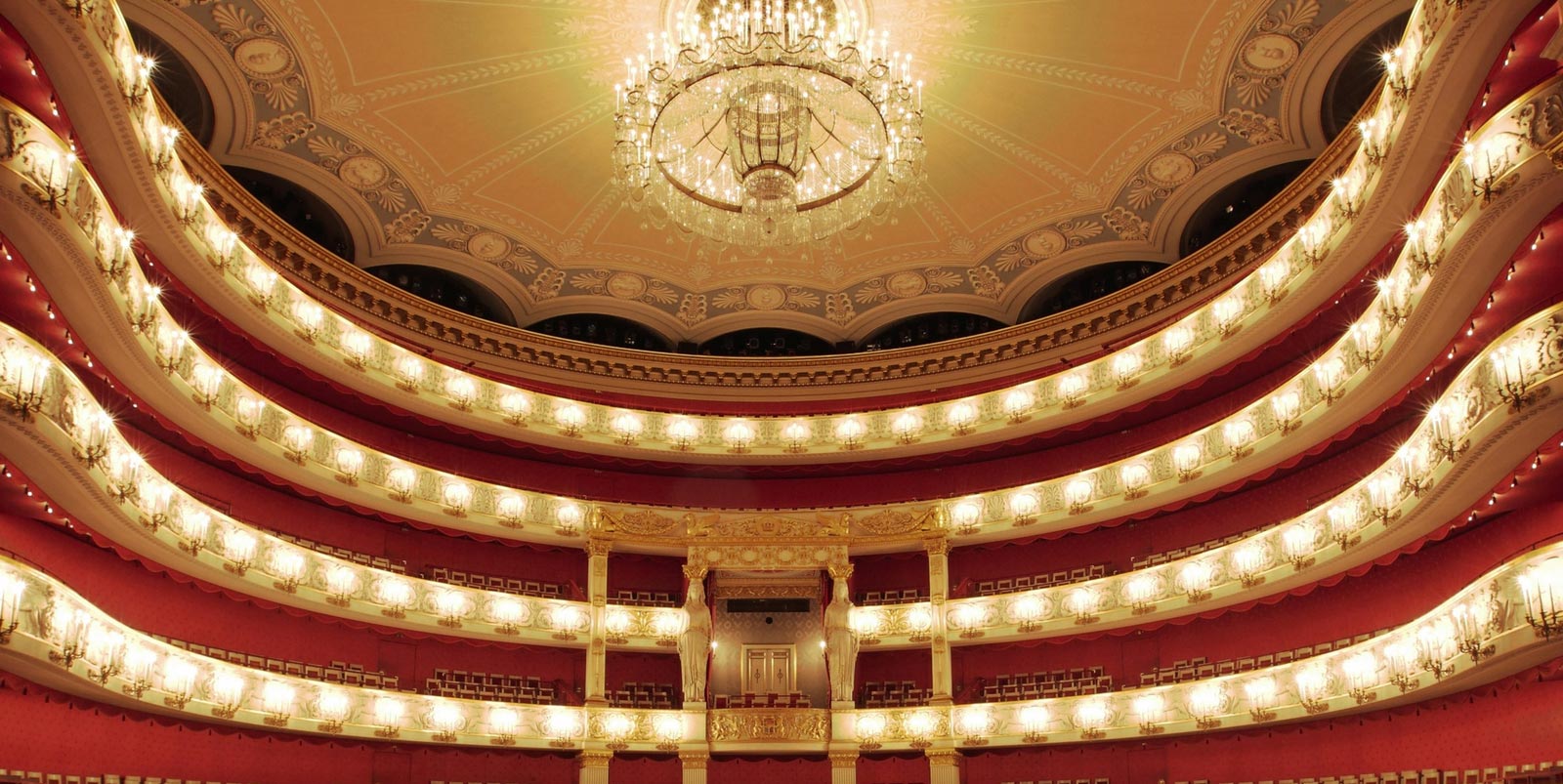 Interior Opera del Estado