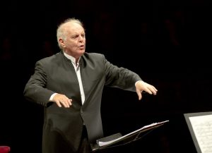 Lee más sobre el artículo Daniel Barenboim: «La música es el arte del imaginario por excelencia…